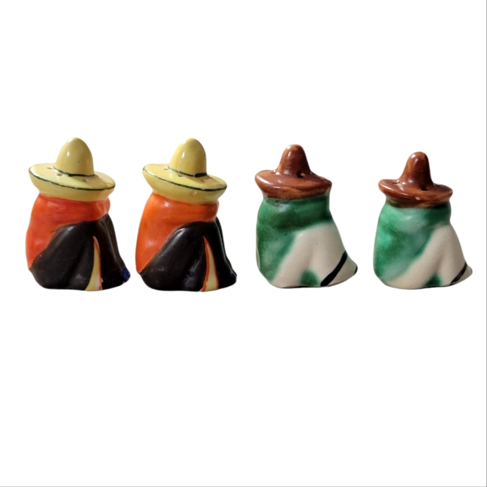 Vintage men with sombrero hats salt & pepper shaker sets